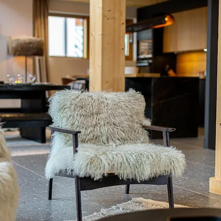 Le Ruaz Apartment